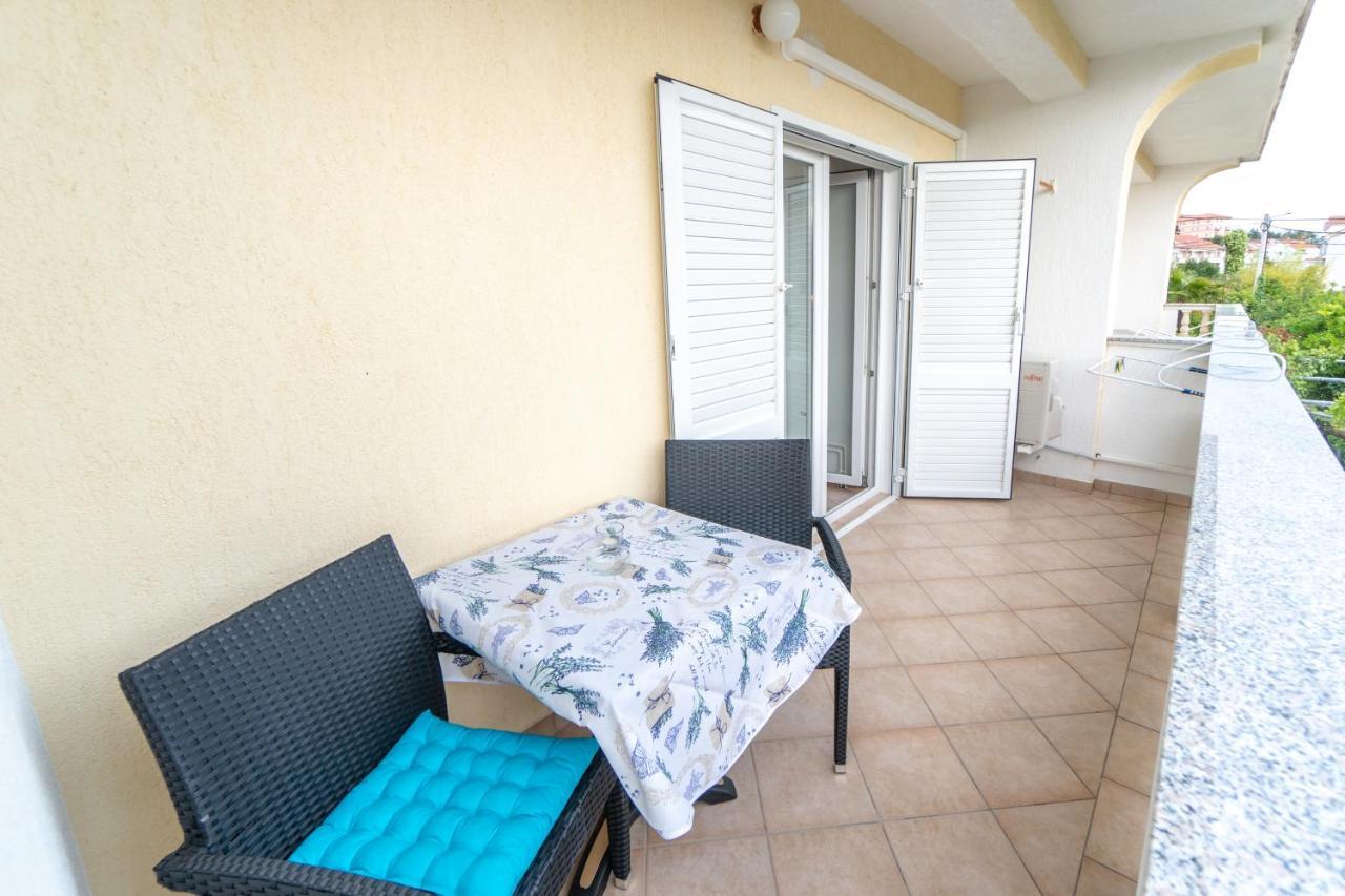 Apartments And Rooms By The Sea Palit, Rab - 5010 מראה חיצוני תמונה
