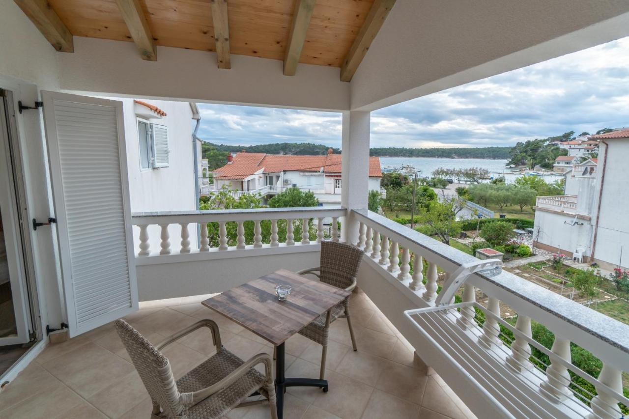 Apartments And Rooms By The Sea Palit, Rab - 5010 מראה חיצוני תמונה