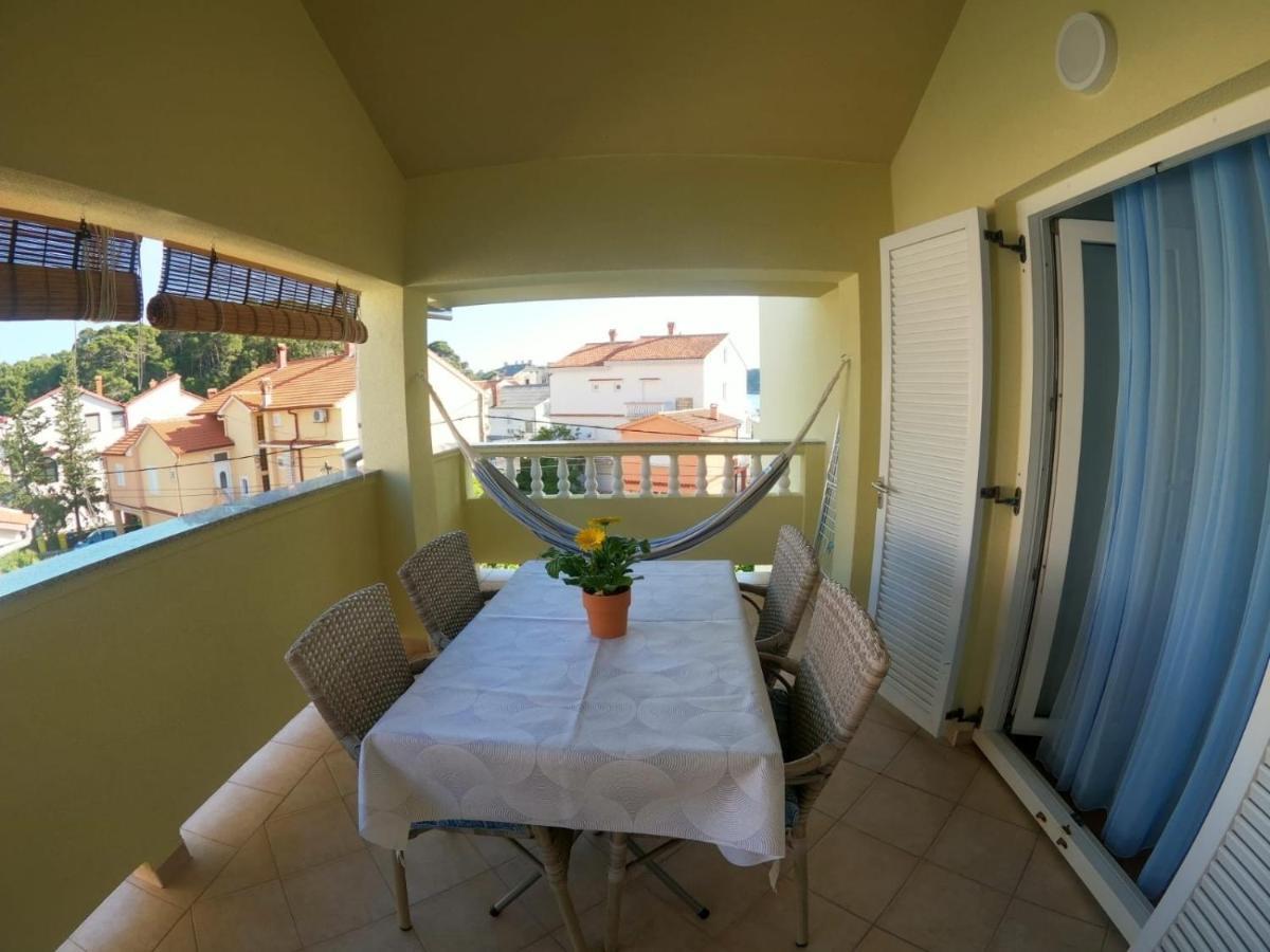Apartments And Rooms By The Sea Palit, Rab - 5010 מראה חיצוני תמונה